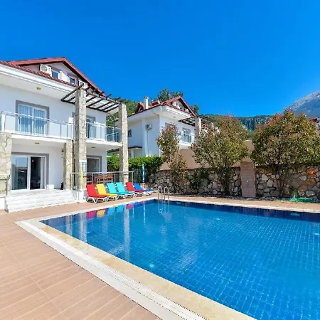 Villa Beyaz 1 *